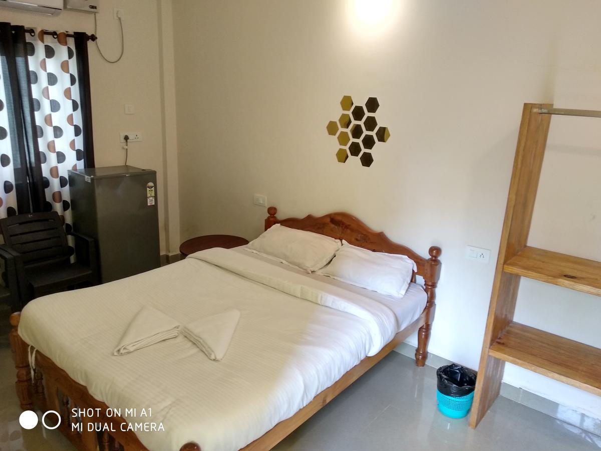Candolim Beach Place Exterior foto